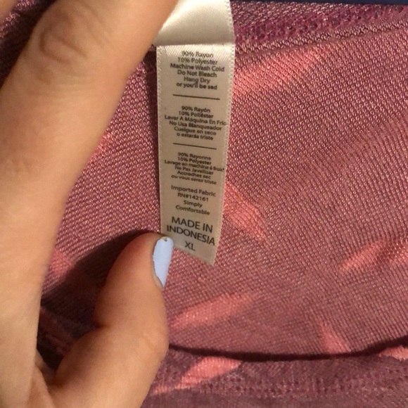 LuLaRoe Xl Classic Tee - Picture 4 of 5